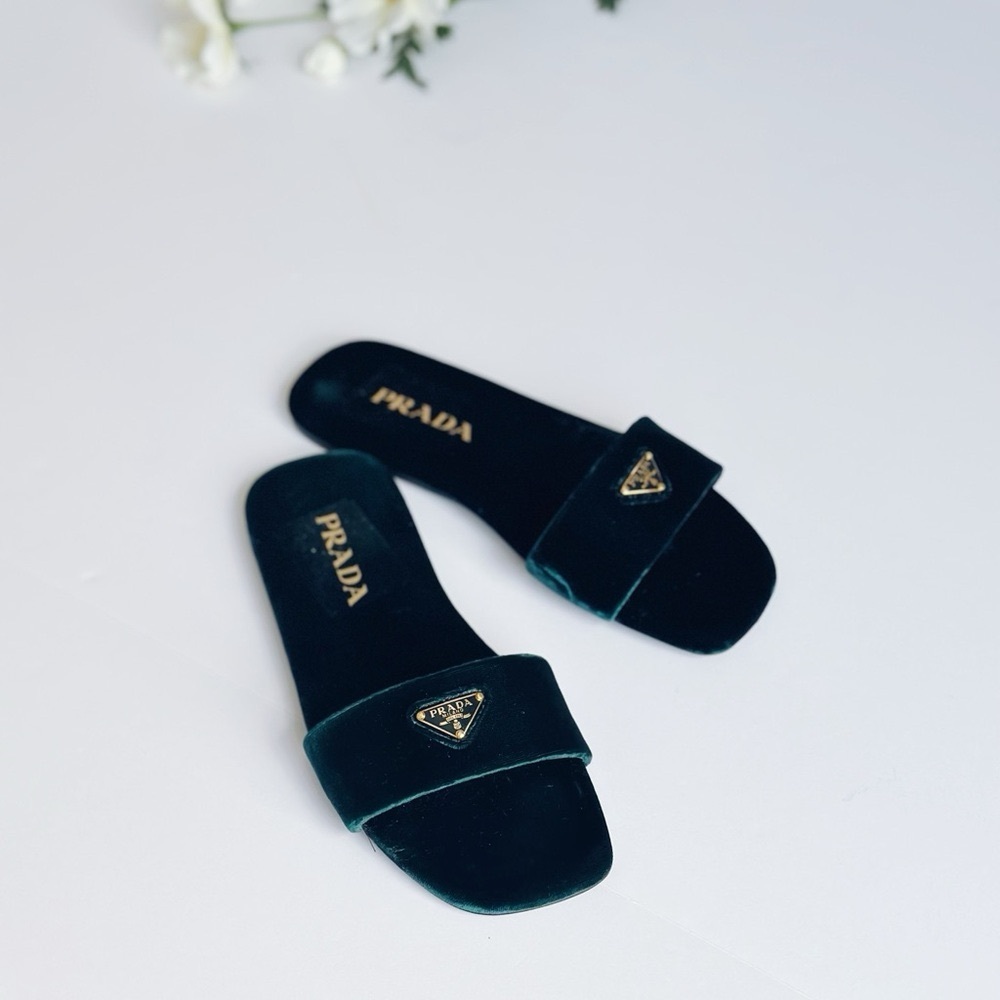 Prada Women’s Triangle Logo Dark Green Velvet Slide Sandals - Picture 2 of 13